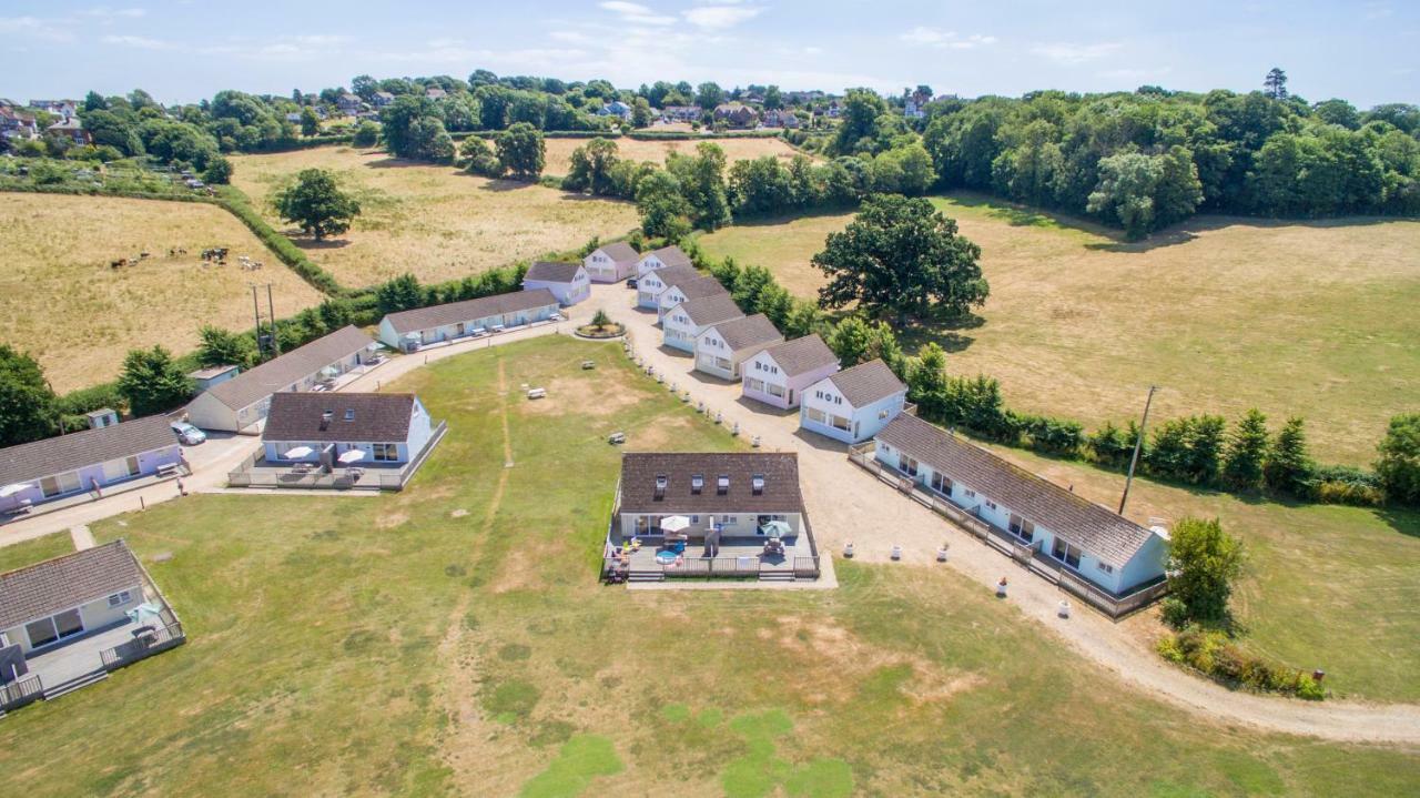 Seaview Holidays - Salterns Village Bagian luar foto